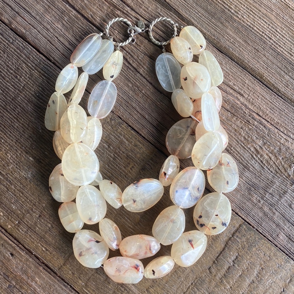 VTG Lydell NYC Acrylic stone Beaded Necklace Triple Strand Gold Tone statement